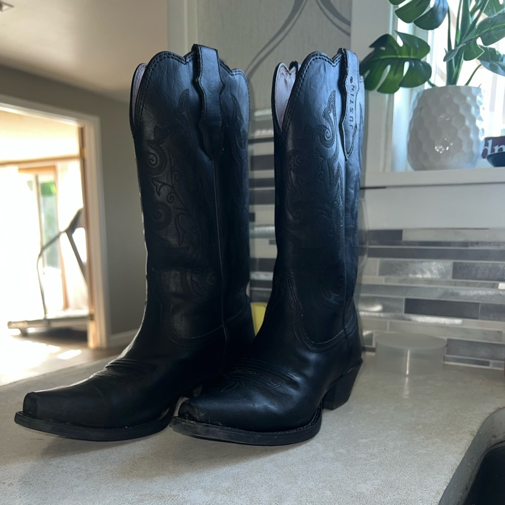 Black calf Cowgirl boots